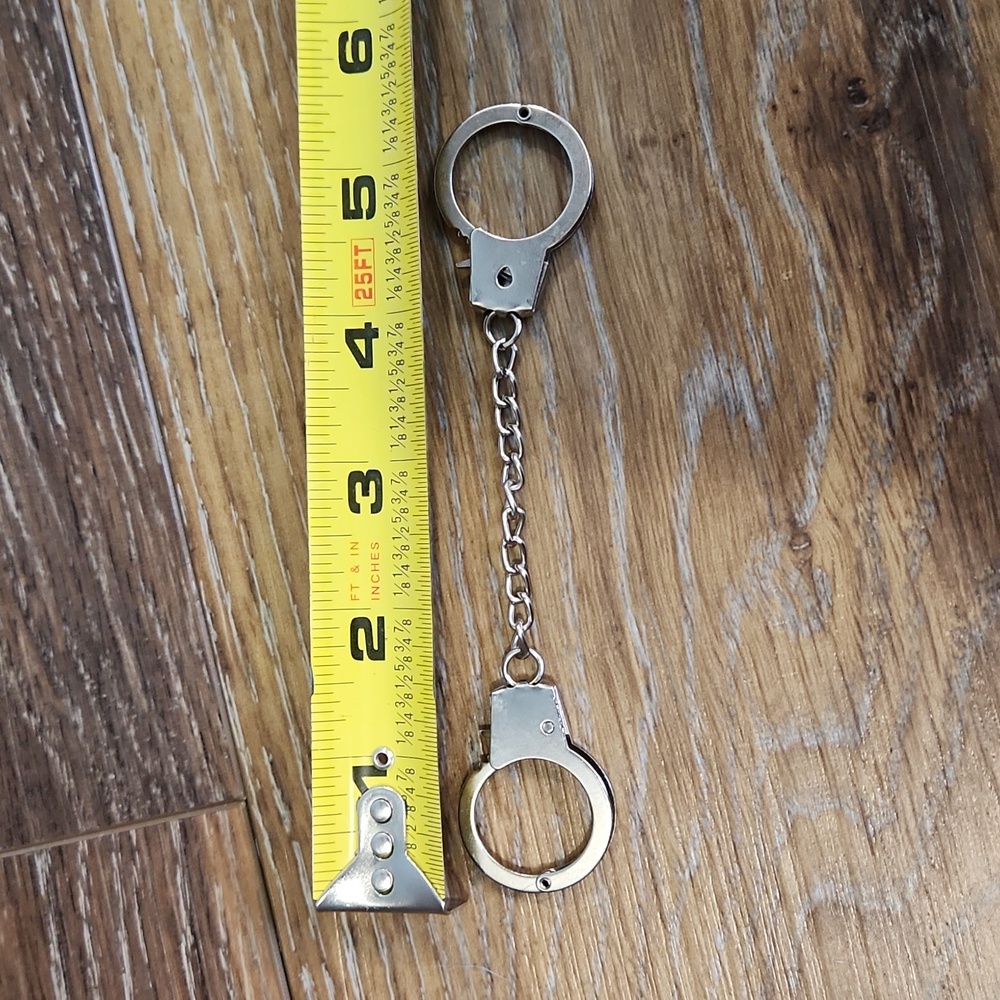 Mini Handcuffs Silver - Picture 3 of 3